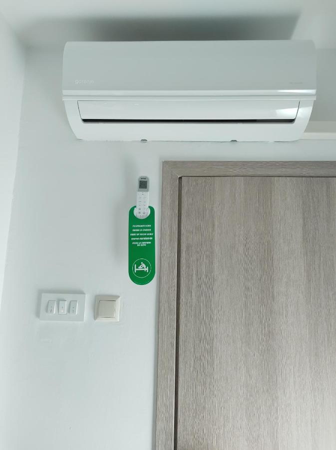 Happy Apartment Карловац Екстериор снимка